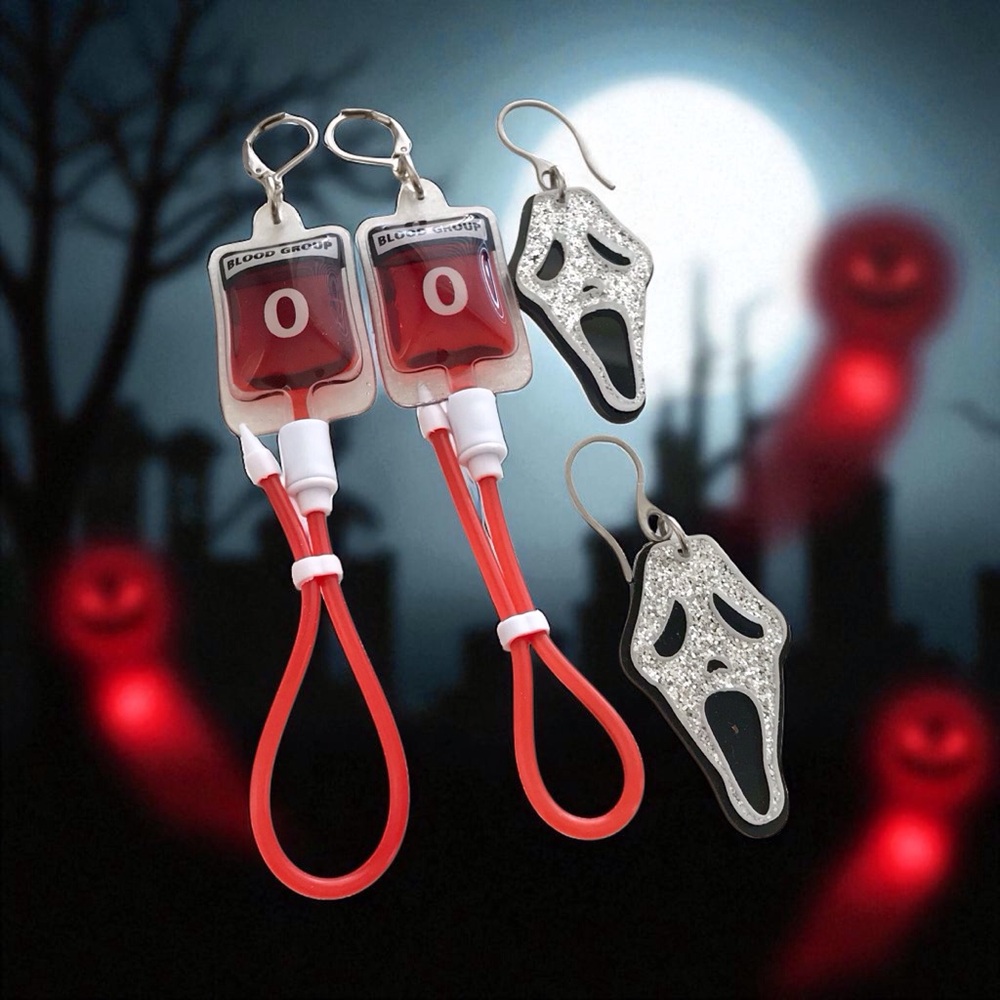 🆕 Blood Bag Type 0 and Ghost Earrings